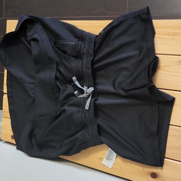 The North Face Skorts size Medium - Picture 7 of 9